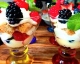 A picture of step 9 of Berry Trifle.