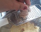 A picture of step 1 of Phulki raita.