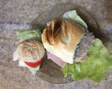 Foto del paso 2 de la receta: Sándwich completo de milanesa