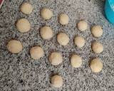 Foto del paso 3 de la receta: Empanadillas de carne y cebolla caramelizada! con salsa de queso
