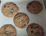 Foto del paso 7 de la receta: Cookies de chips de chocolate: crujientes por fuera y blandas por dentro!❤️🍫