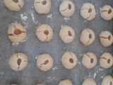 غريبة