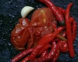 Foto langkah ke 2 dari resep Cumi Asin Balado.