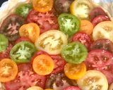 Une image de l'étape 4 de Tarte colorée aux tomates.