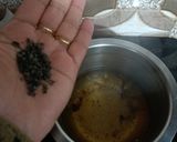 A picture of step 2 of Kashmiri kehwa.