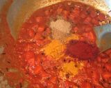 A picture of step 4 of Carrot and Peas Curry.