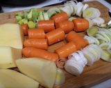 A picture of step 3 of Chicken and Vegetable Stew (Puchero or Cocido).