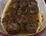 A picture of step 1 of Cream of Tomato soup with Meatballs.