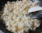 Foto langkah ke 4 dari resep Nasi Goreng Gorengan dengan Sayur Rebus.