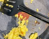 Foto del paso 1 de la receta: Calabacitas rellenas en freidora de aire