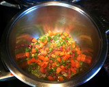 Foto del paso 2 de la receta: Sopa de espinaca fresca con jamón curado y huevo