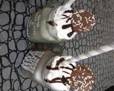 Oreo milkshake recipe step 3 photo