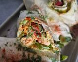 Une image de l'étape 4 de 🌯🥑 Wraps Gourmands au Poulet, guacamole & Fromage Frais à l’Ail.