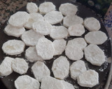 Foto del paso 2 de la receta: Patatas a la importancia con huevos poché