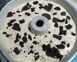 Foto langkah ke 4 dari resep Bolu oreo panggang.