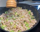 Foto del paso 4 de la receta: Alubias con calabacín