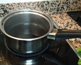 Foto del paso 4 de la receta: Cachón en su tinta con arroz