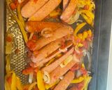 A picture of step 3 of Baked sausage, pepper & onions.