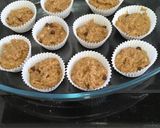 A picture of step 3 of Cinnamon muffins with oats and fresh ginger.