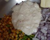 A picture of step 4 of Pizza pocket.