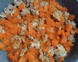 A picture of step 5 of Toasted Bread with Butternut Squash and Sausage.