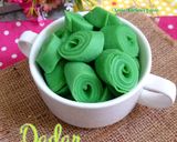 Foto langkah ke 5 dari resep Dadar Gulung Gunting Pandan.