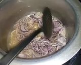 A picture of step 2 of Chatpati Bhindi.