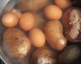 Foto del paso 2 de la receta: Cerdo, con arroz y ensalada