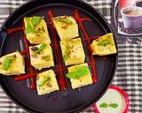 मिंट गार्लिक फ्लेवर्ड ढोकला (Mint garlic flavoured dhokla recipe in Hindi) रेसिपी चरण 9 फोटो