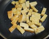 金沙蝦仁豆腐煲的食譜步驟2照片