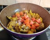 A picture of step 7 of Chicken Stew with Basil & Dry Red Chilli.