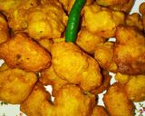 मूंग दाल के पकौड़े (moong dal ke pakode recipe in Hindi) रेसिपी चरण 6 फोटो