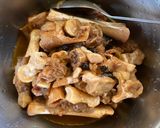 A picture of step 4 of Paya Shorba / Mutton Trotters Soup.