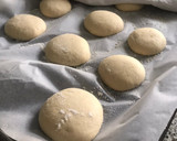 Foto del paso 3 de la receta: Panecillos a la sartén