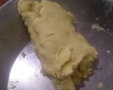 A picture of step 1 of Meethi tekiyan.