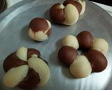 A picture of step 13 of Marble Buns#festivecontest_Kisumu.