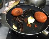 Foto del paso 5 de la receta: Tortitas de tepejilote en salsa roja