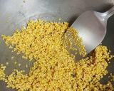A picture of step 2 of Moong dal halwa.