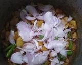 A picture of step 4 of Alu fry 😋.