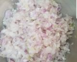 A picture of step 2 of Chicken & veges rolls.