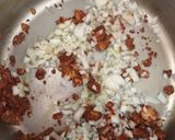 Savanyú káposztás-kolbászos-virslis leves recept fázis 6 fotója