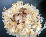รูปขั้นตอนการทำที่ 4 ของ ข้าวผัดหมูสามชั้นซูวีย่าง