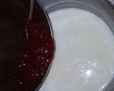 A picture of step 5 of Strawberry Crush And Milkshake.
