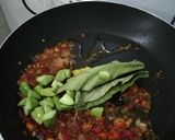 Foto langkah ke 3 dari resep Cumi Asin Pete Gandaria Sambel Merah.