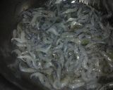 Foto langkah ke 1 dari resep Udang dan mie saus manis pedas alaNia.