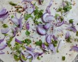 A picture of step 5 of Spicy Onion Qatlama.