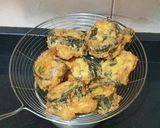 Foto langkah ke 7 dari resep Rolade Tahu Daun Singkong.