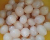 Foto langkah ke 1 dari resep Manisan Rambutan Merah Putih.