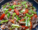 Foto langkah ke 3 dari resep Mugal-gal Saudia (مقلقل الحم Arabic Food).