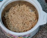 A picture of step 1 of Indo Chinese Noodles from Leftover Roti.